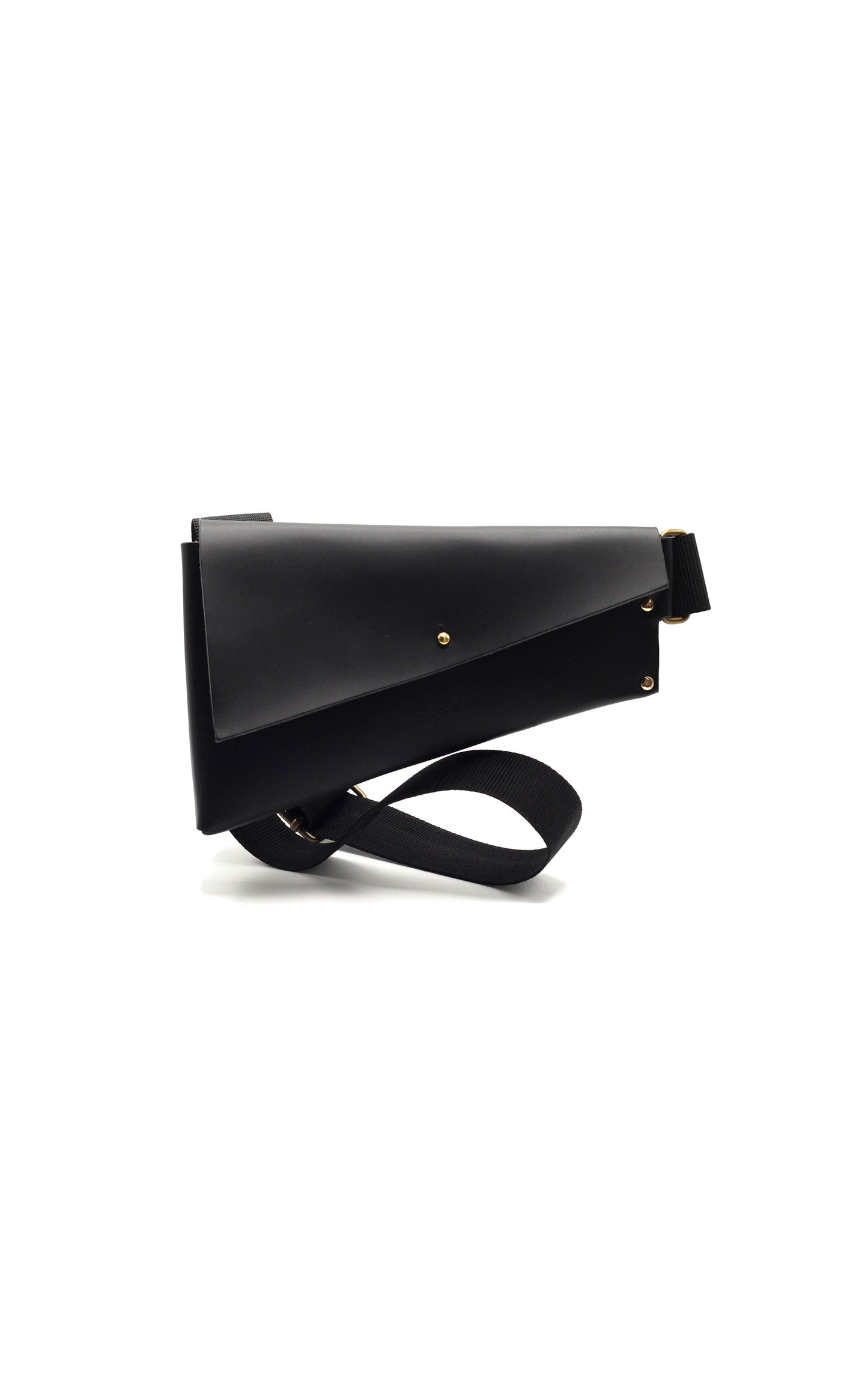 Ginès Atelier - créatif sac banane porte-monnaie ceinture en cuir personnalisé Paris - DIY Cuir personnalisation - Maroquinerie modèle unique - édition limitée fait main cuir upcyclé