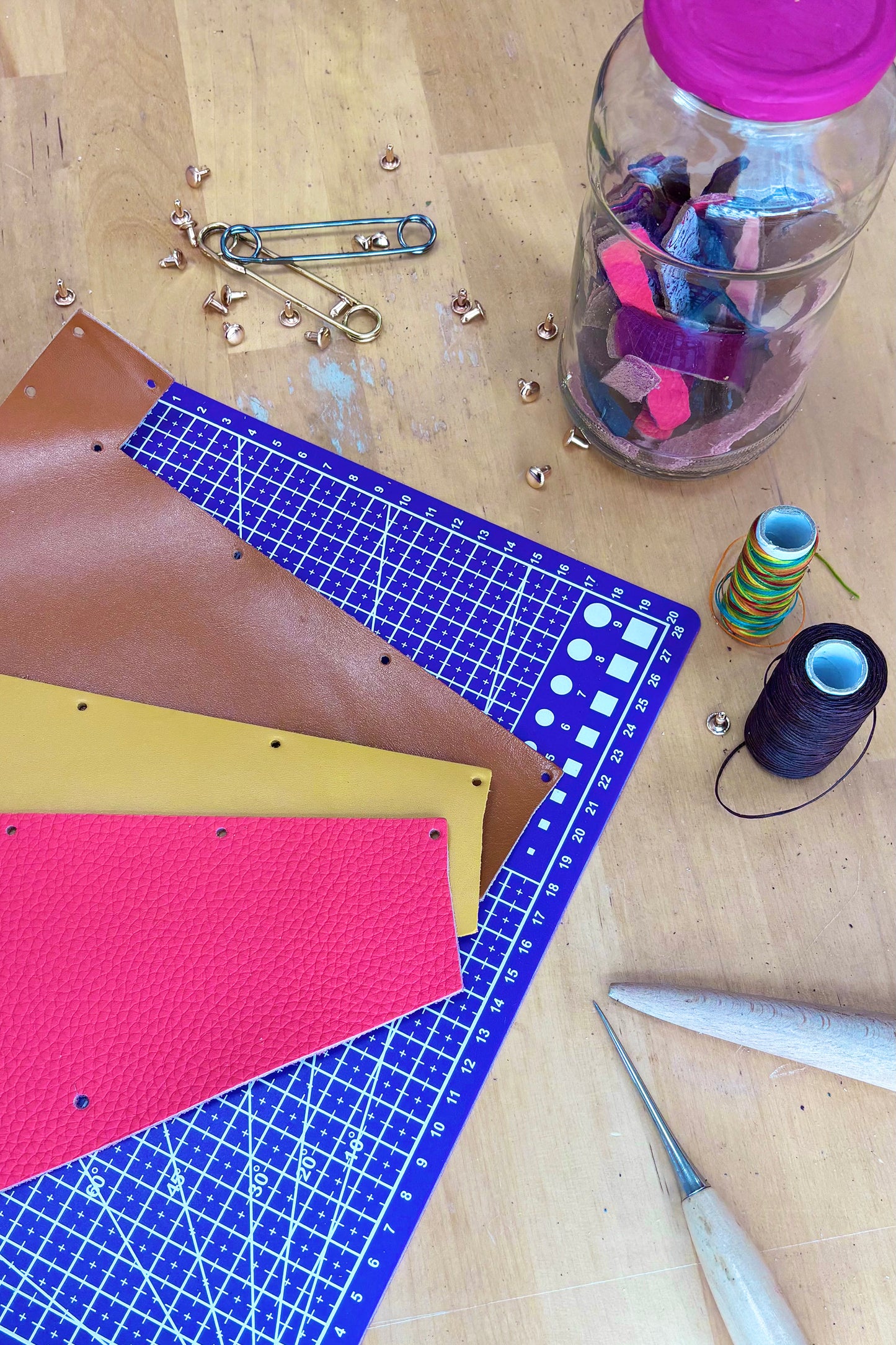 Atelier Créatif Maroquinerie - Personnalisation Sac Sacoche Banane Cuir