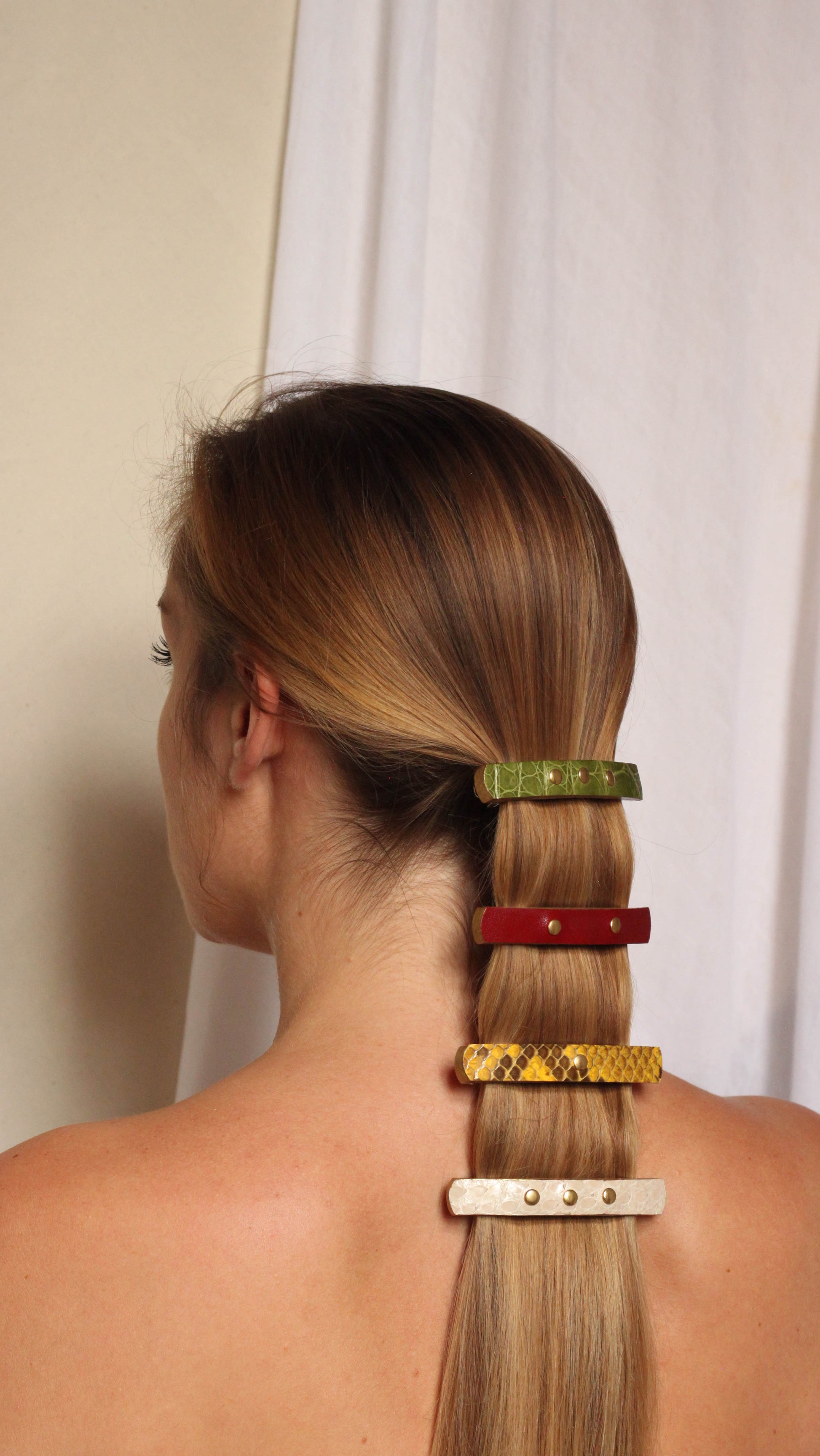 Ginès Atelier - créatif sac banane porte-monnaie ceinture en cuir personnalisé Paris - DIY Cuir personnalisation - Maroquinerie modèle unique - édition limitée fait main cuir upcyclé