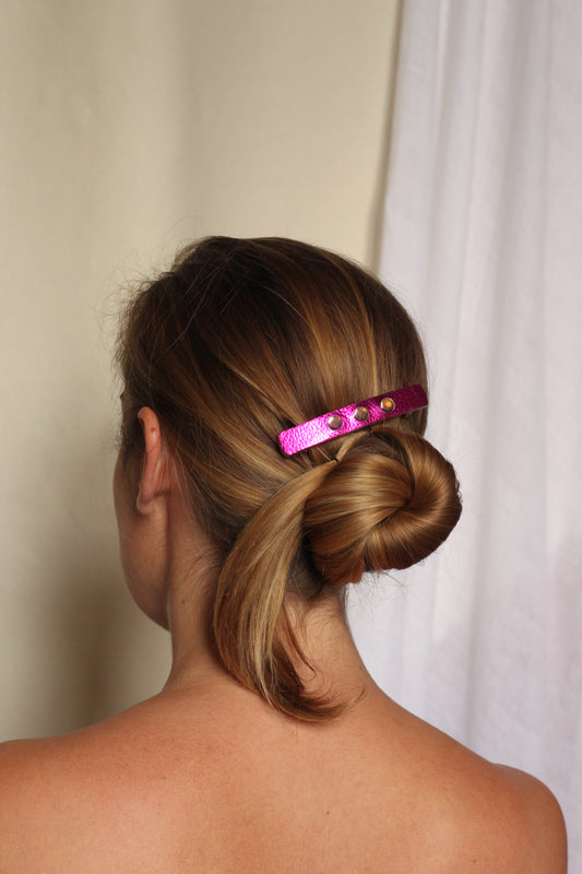 La Barrette Attachante - Métallisée Fuschia