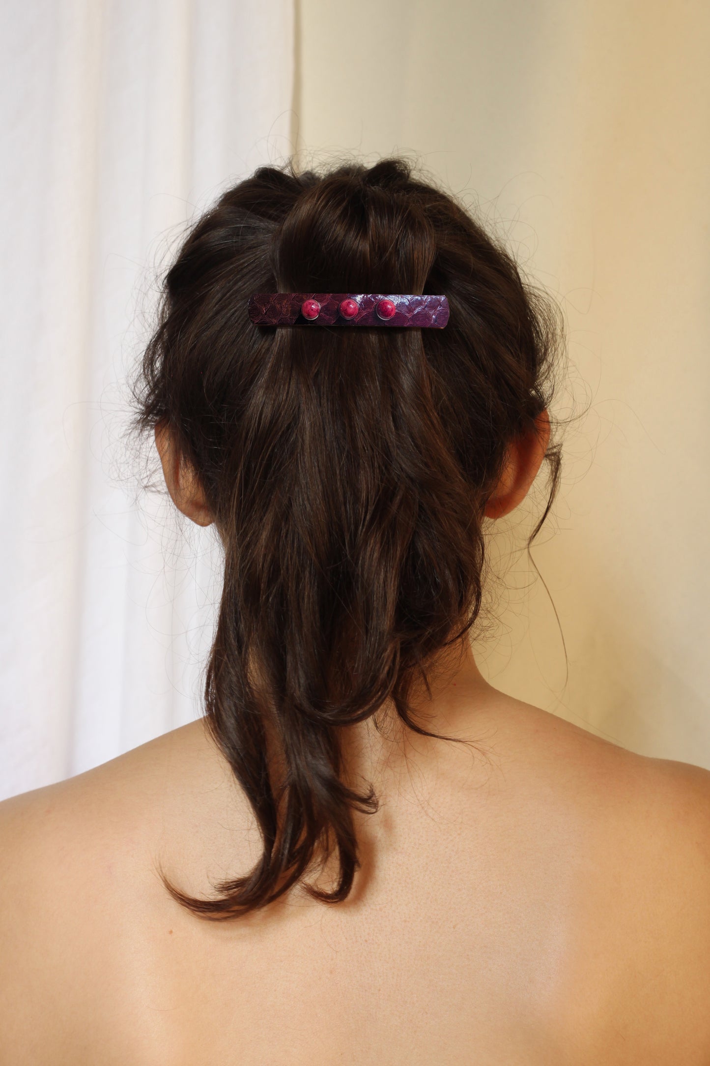 La Barrette Attachante - Python bordeaux