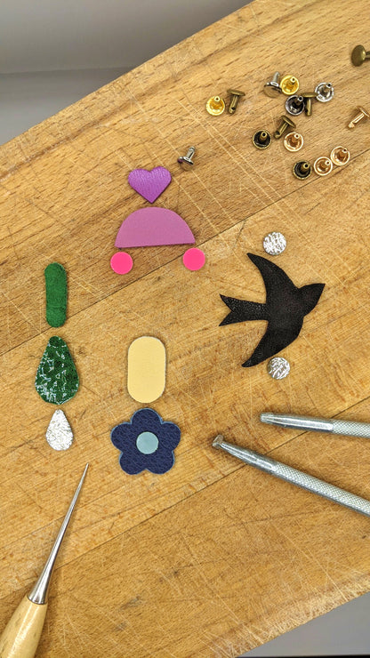 Atelier Créatif Maroquinerie - Personnalisation Boucles d'Oreille