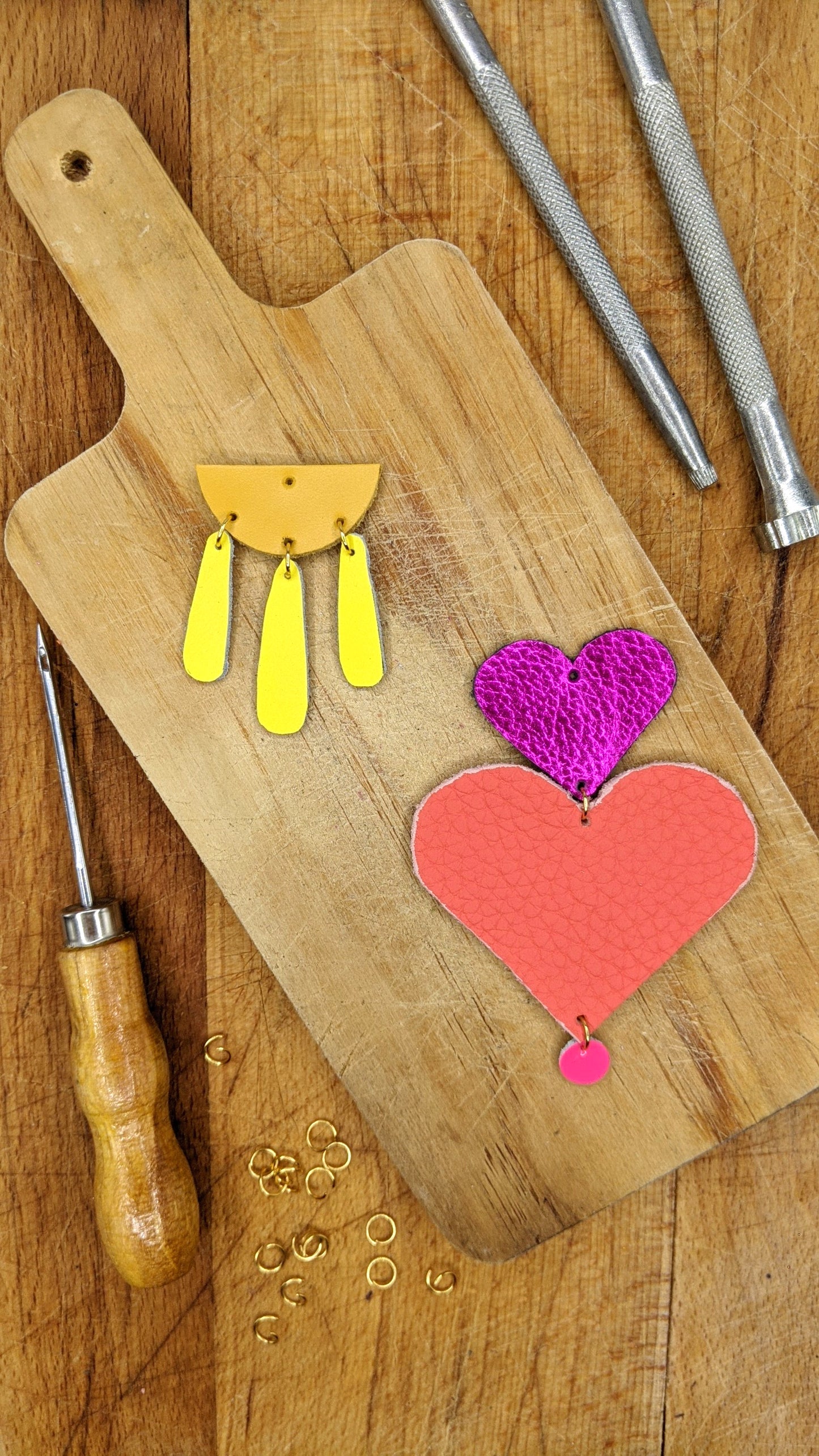 Atelier Créatif Maroquinerie - Personnalisation Boucles d'Oreille