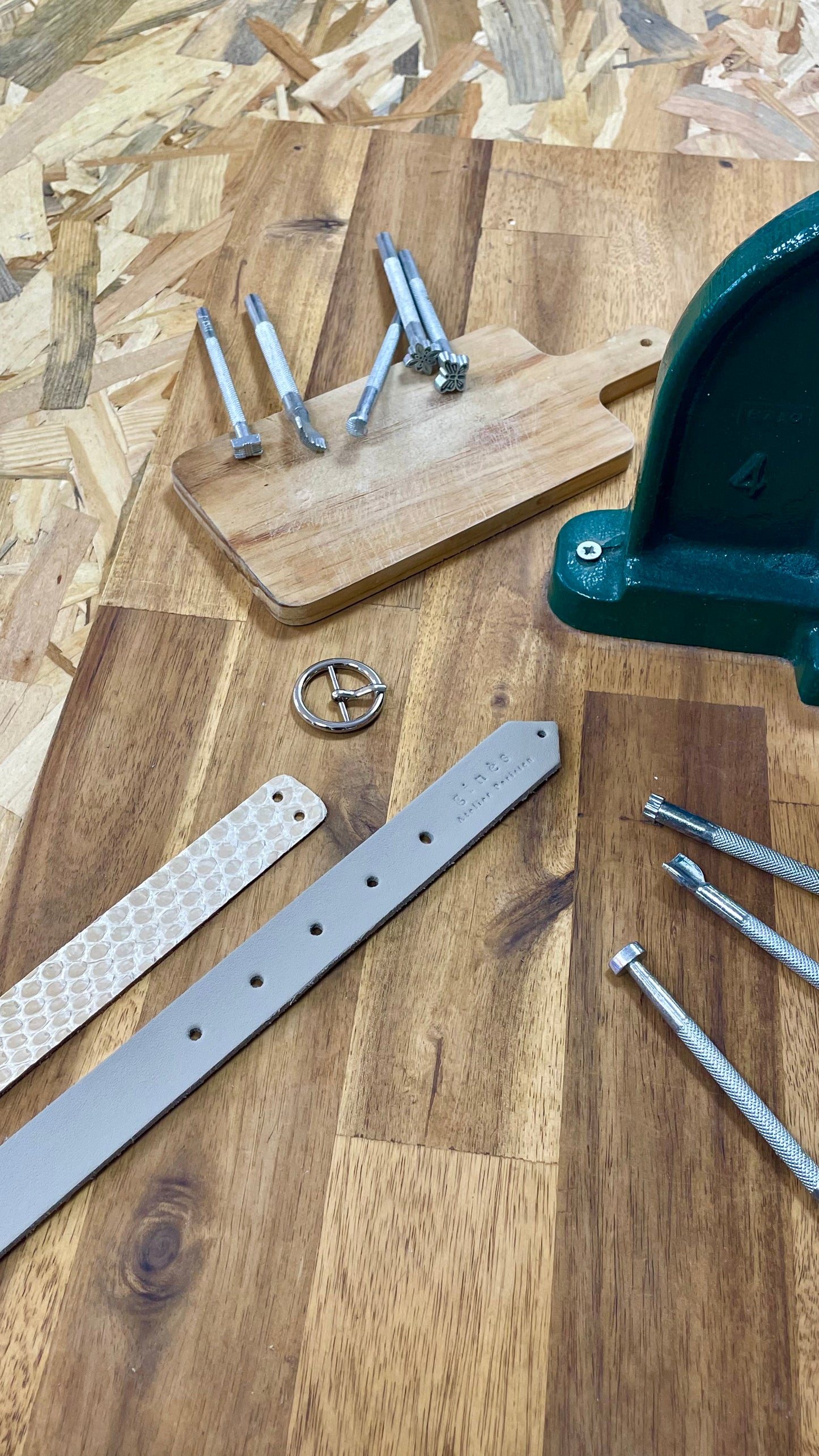 Atelier Créatif Maroquinerie - Personnalisation Ceinture Cuir
