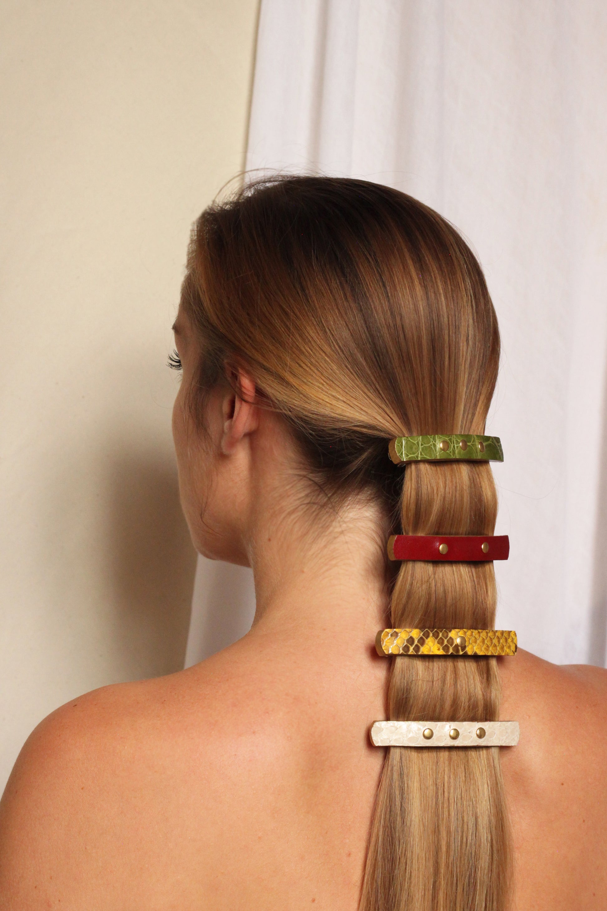 Ginès Atelier - créatif sac banane porte-monnaie ceinture en cuir personnalisé Paris - DIY Cuir personnalisation - Maroquinerie modèle unique - édition limitée fait main cuir upcyclé